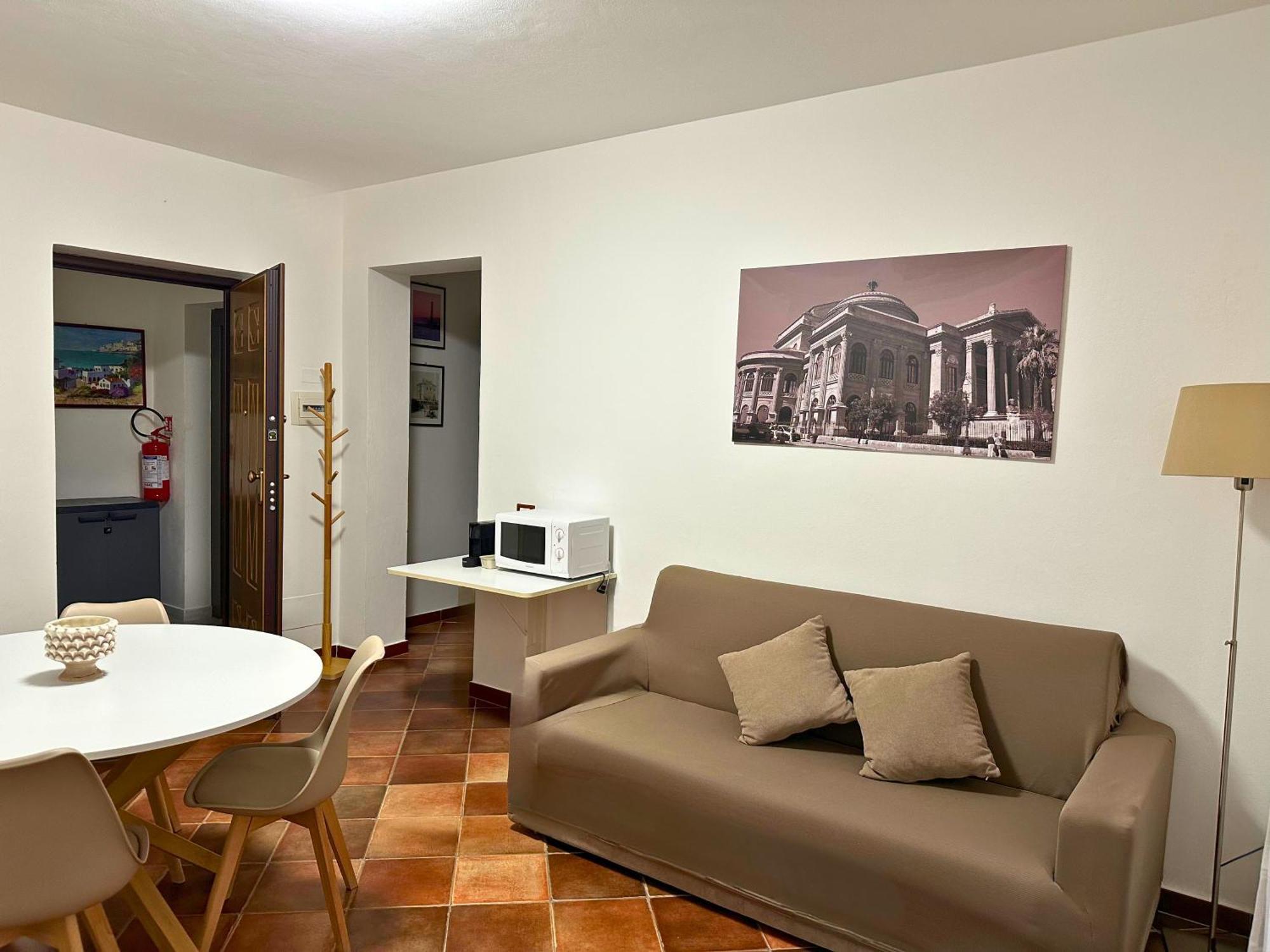 Appartamenti-Residence Al Massimo Palermo Buitenkant foto
