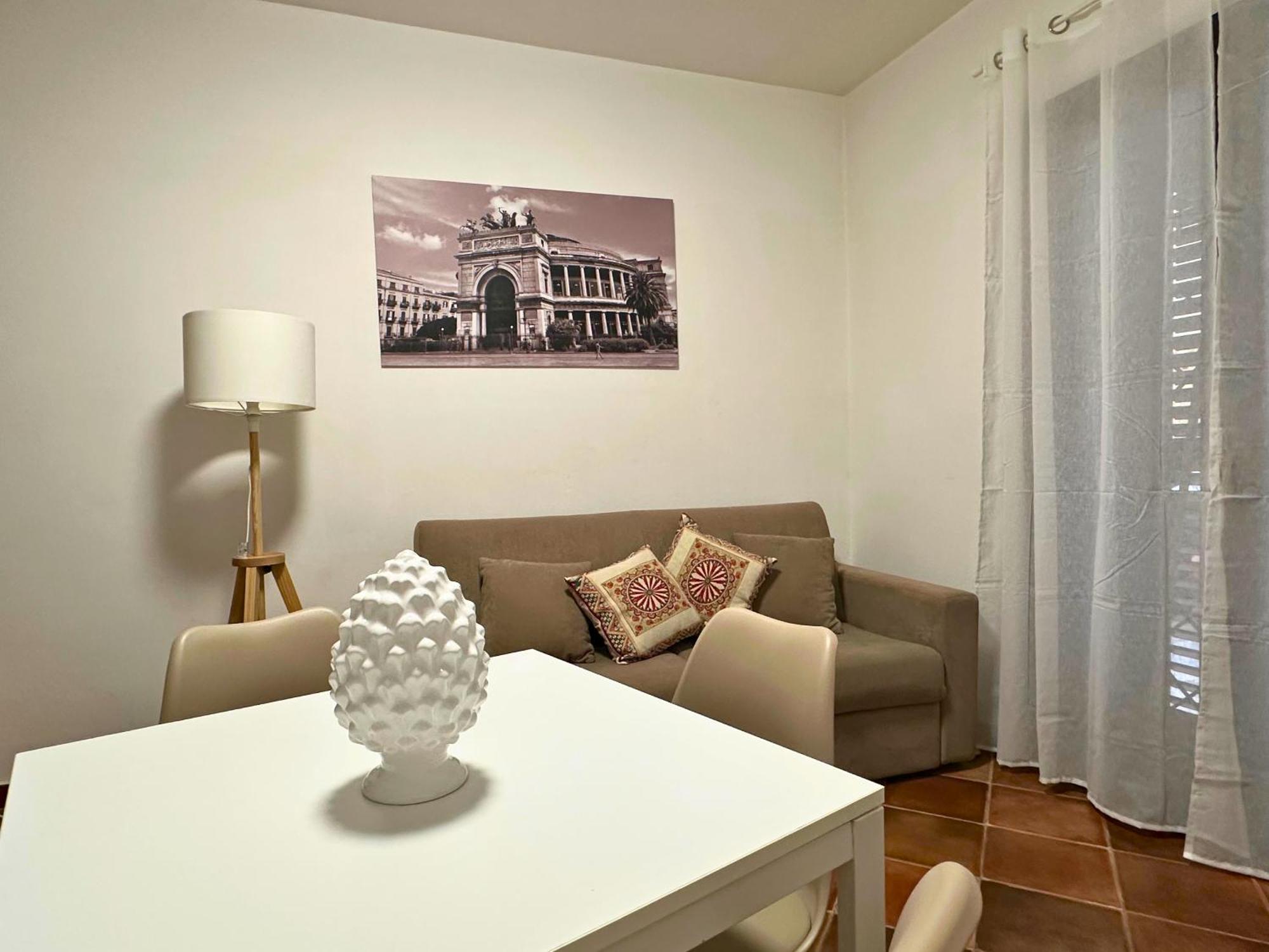 Appartamenti-Residence Al Massimo Palermo Buitenkant foto